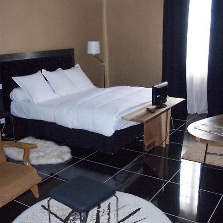 Hotel Saint Trophime Arles Pokój zdjęcie